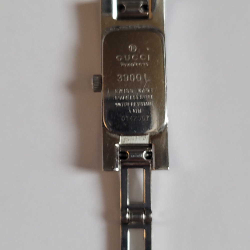 Gucci Silver Watch with Black Dial - Picture 3 of 6
